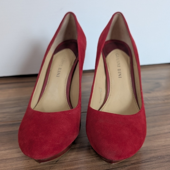 Gianni Bini Vintage Red Genuine Suede Platform Heels Y2K 7.5 - Picture 3 of 7